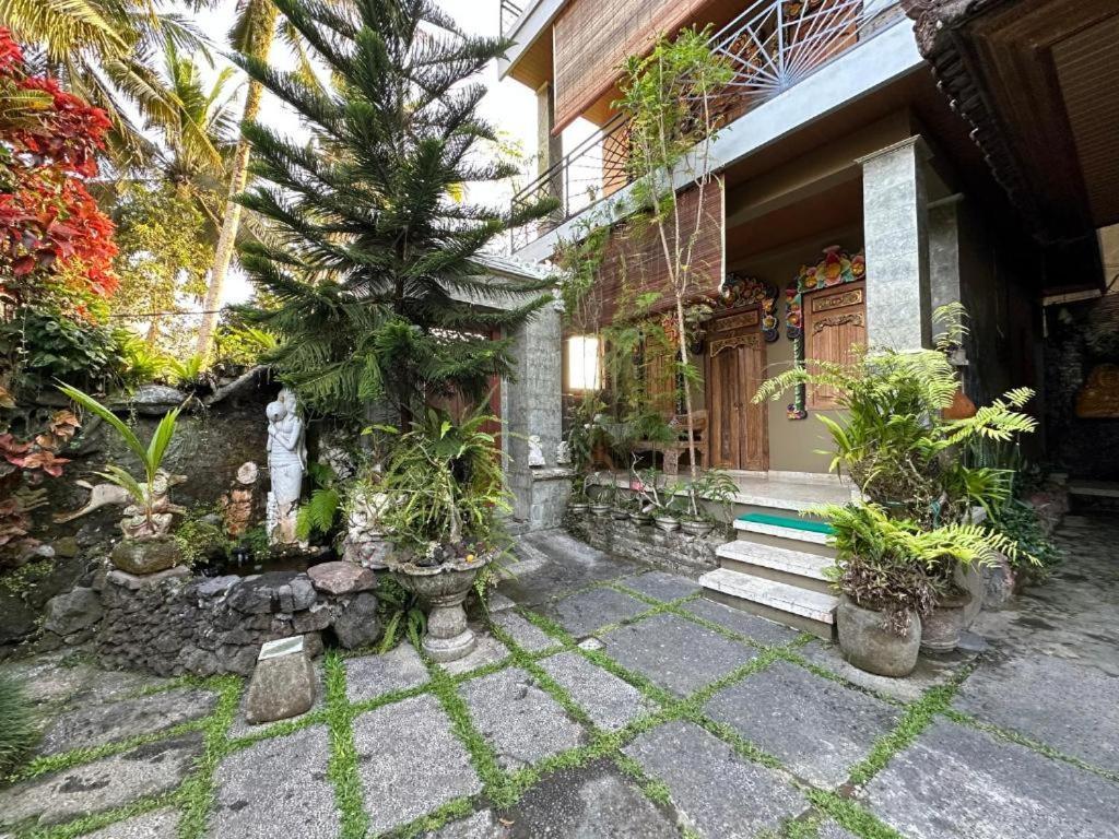 Nirwa 1 Ubud Guesthouse Номер фото